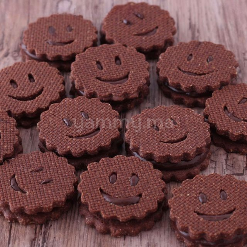 Emporte-pièce avec Poussoir Rond Smiley Face en Inox Emporte-pièce avec Poussoir Rond Smiley Face en Inox