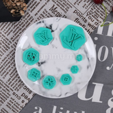 SET. 8 Emporte-pièces LV Louis Vuitton