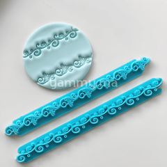 SET. 2 Embosseurs Guirland de Fleurs pour Pâte à Sucre M3