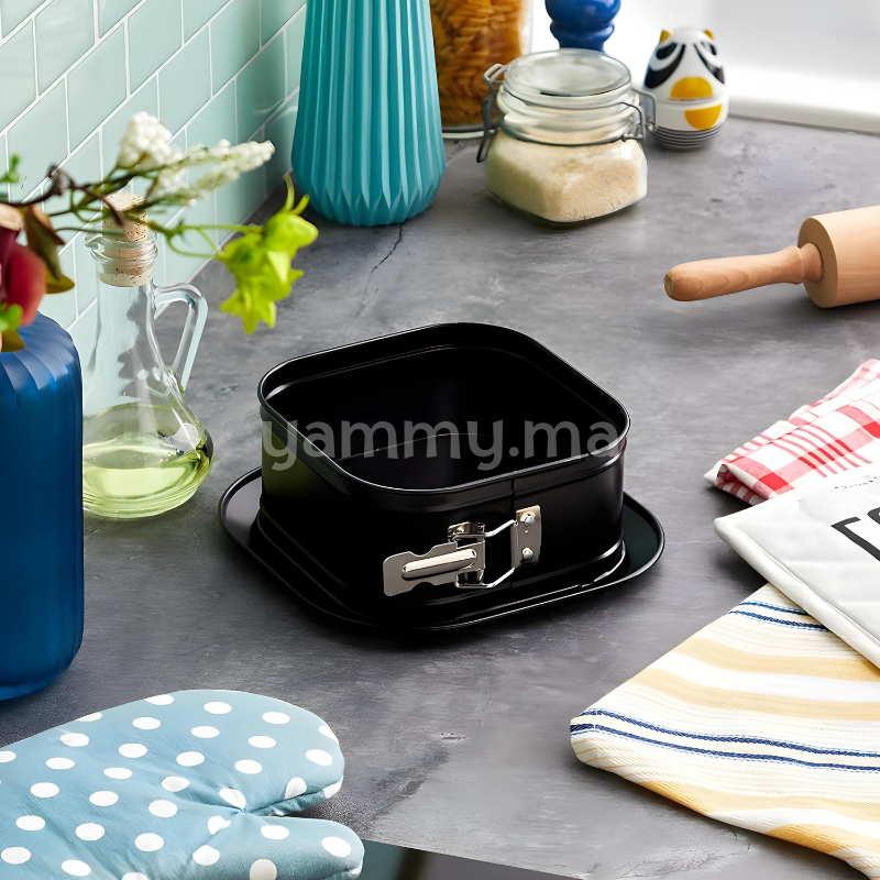 Moule à Charnière Carré Bord Haut 18cm - Patisse 02920 Moule à Charnière Carré Bord Haut 18cm - Patisse 02920