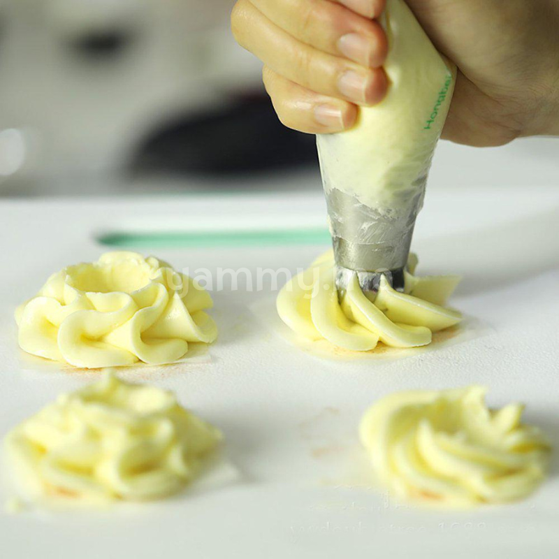 Douille Pâtissière Sphère en Inox Ø 24 mm "DL044"