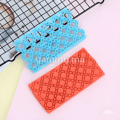 Embosseur Pâte à Sucre Pour Effet Matelassé Fleurs
