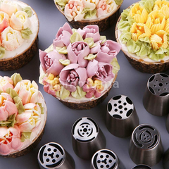 SET. 12 Douilles Russes Inox Décor Fleur Large