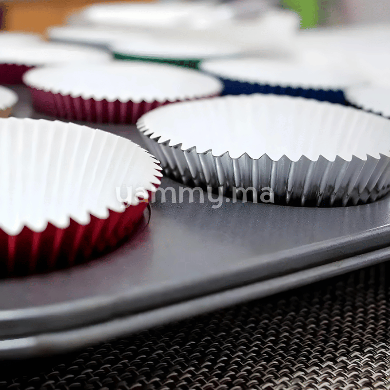 Moule Muffin Déco 100 Caissettes Cupcake En Papier - 4 Couleurs, 5x6cm, Résistant Huile/Chaleur - Décoration Patisserie Anniversaire Papier Cuisson