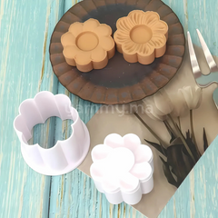 SET. 2 Emporte-pièces Tartelette avec Tampon Double Face