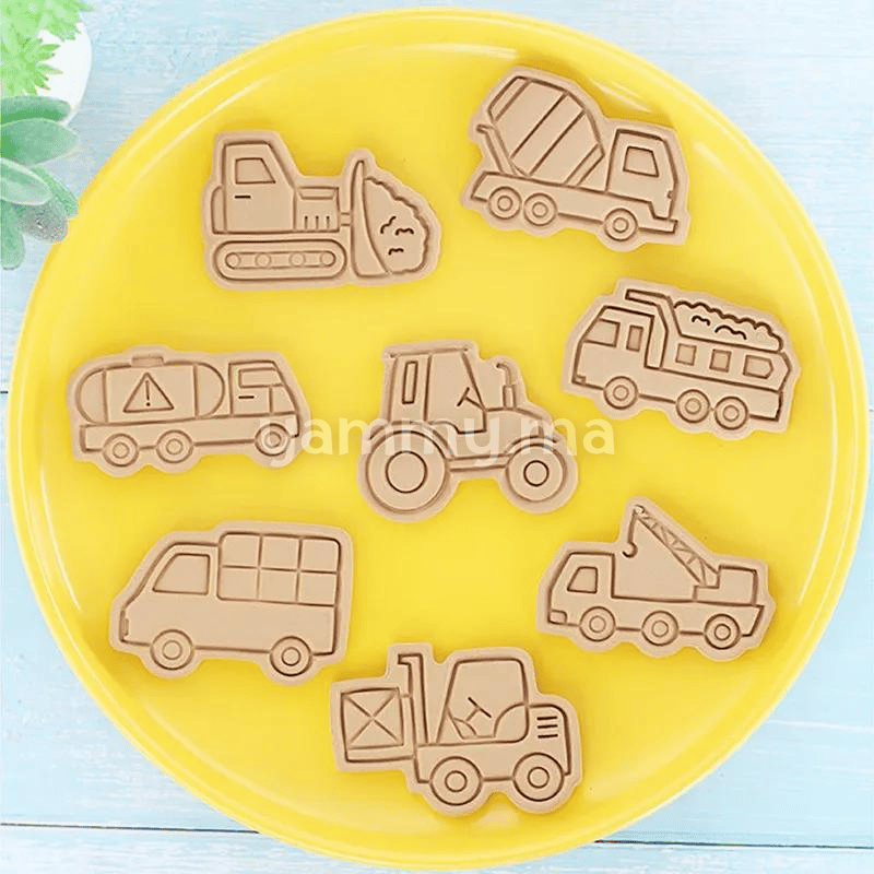 SET. 8 Emporte-piéces Camions