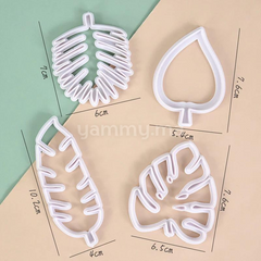 SET. 4 Emporte-pièces Feuilles Tropicales