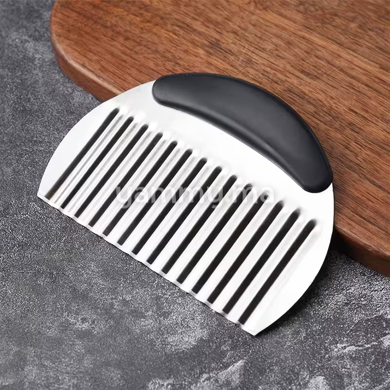 Grattoir & Coupe-Frites Zigzag 15,5 cm en Forme Demi-Ronde