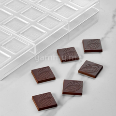 Moule Chocolat en Polycarbonate Napolitain 3.2 x 3.2 cm (x24) "PC5081" - Pavoni