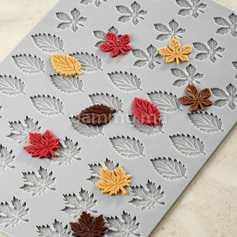 Moule Silicone 3 Feuillages Foliage Ø 3.2 cm (x45) "GG077" - Pavoni