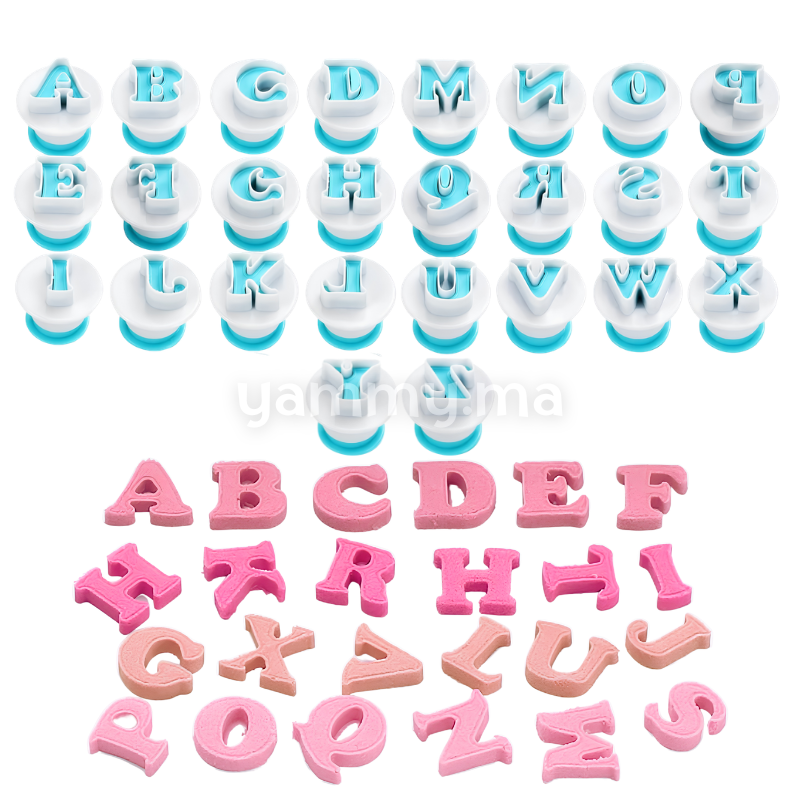 SET. 26 Emporte-pieces avec Poussoir Alphabets