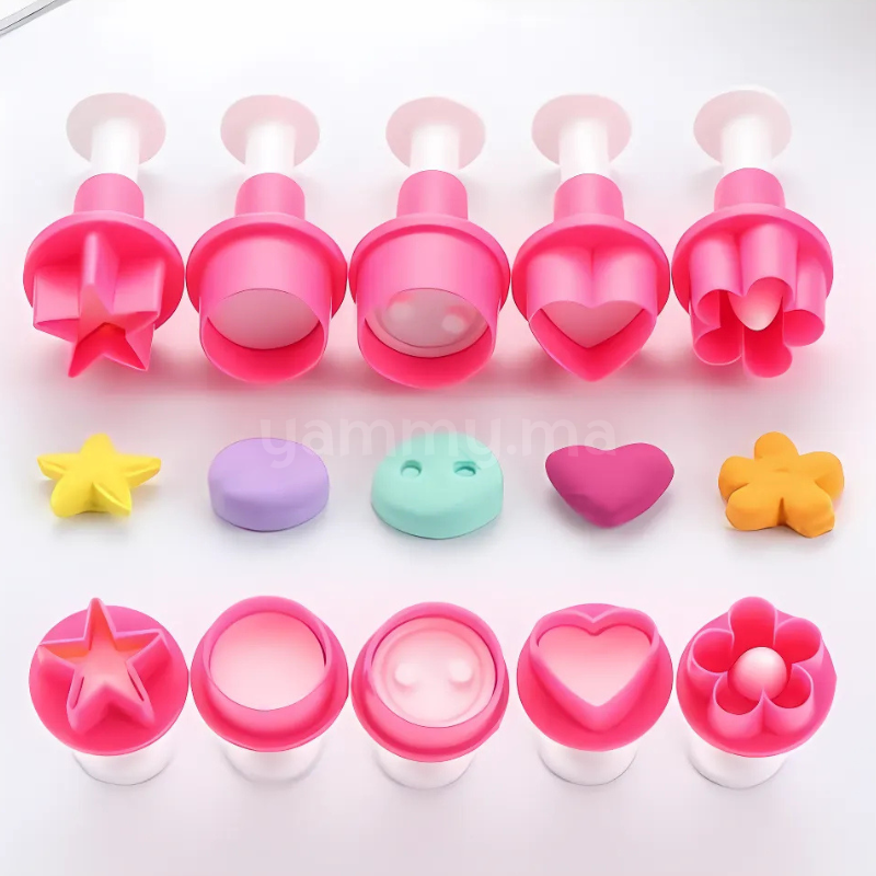 SET. 5 Mini Emporte-pièces avec Poussoir – Étoile, Bouton, Fleur, Cœur, Rond