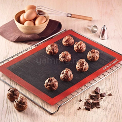Tapis en Silicone Perforé "AIR MAT" 30x40 cm - Silikomart