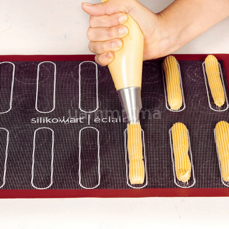 Tapis en Silicone Perforé "AIR MAT ECLAIR-CHOUX" 30x40 cm - Silikomart
