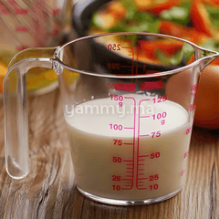 Verre Doseur en Plastique 500ml