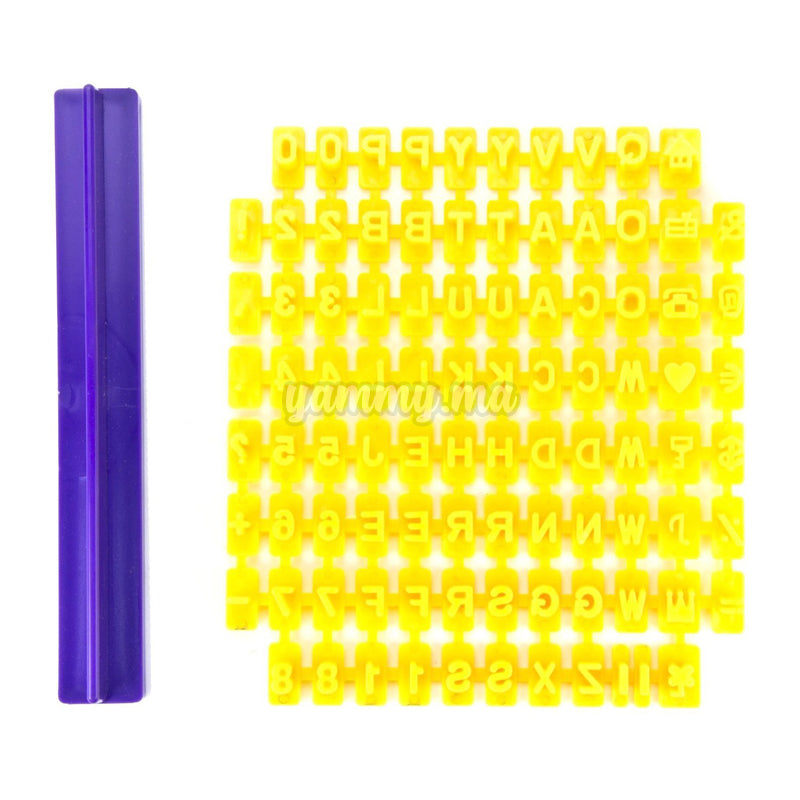 Emporte Pièce Mini Lettres Alphabet et Chiffres